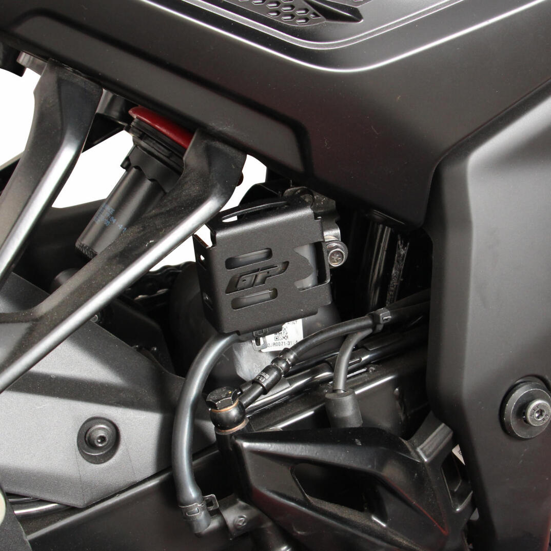 GP Kompozit Bajaj Pulsar F 250 2022-2026 Uyumlu Fren Rezervuarı Koruma Kapağı Siyah - 2