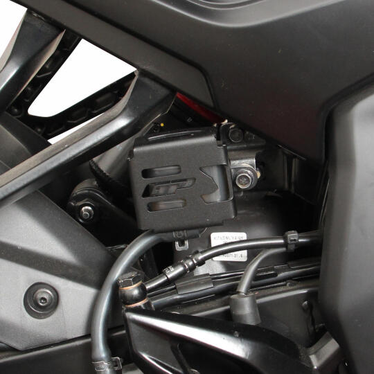 GP Kompozit Bajaj Pulsar F 250 2022-2026 Uyumlu Fren Rezervuarı Koruma Kapağı Siyah - 4