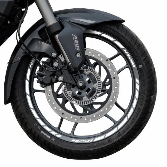 GP Kompozit Bajaj Pulsar NS 200 2011-2026 Uyumlu Jant Şeridi Reflektif Gri (1)