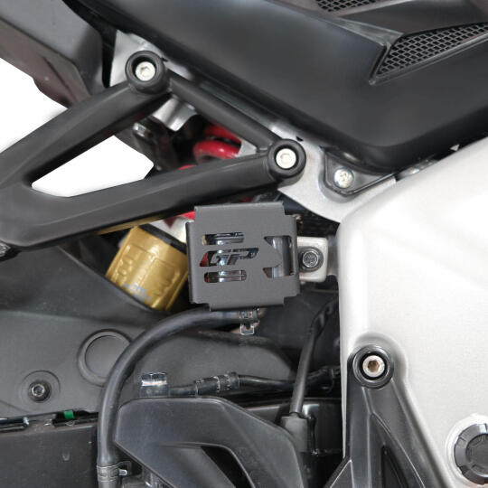 GP Kompozit Bajaj Pulsar NS 400 Z 2025-2026 Uyumlu Fren Rezervuarı Koruma Kapağı Siyah (1)