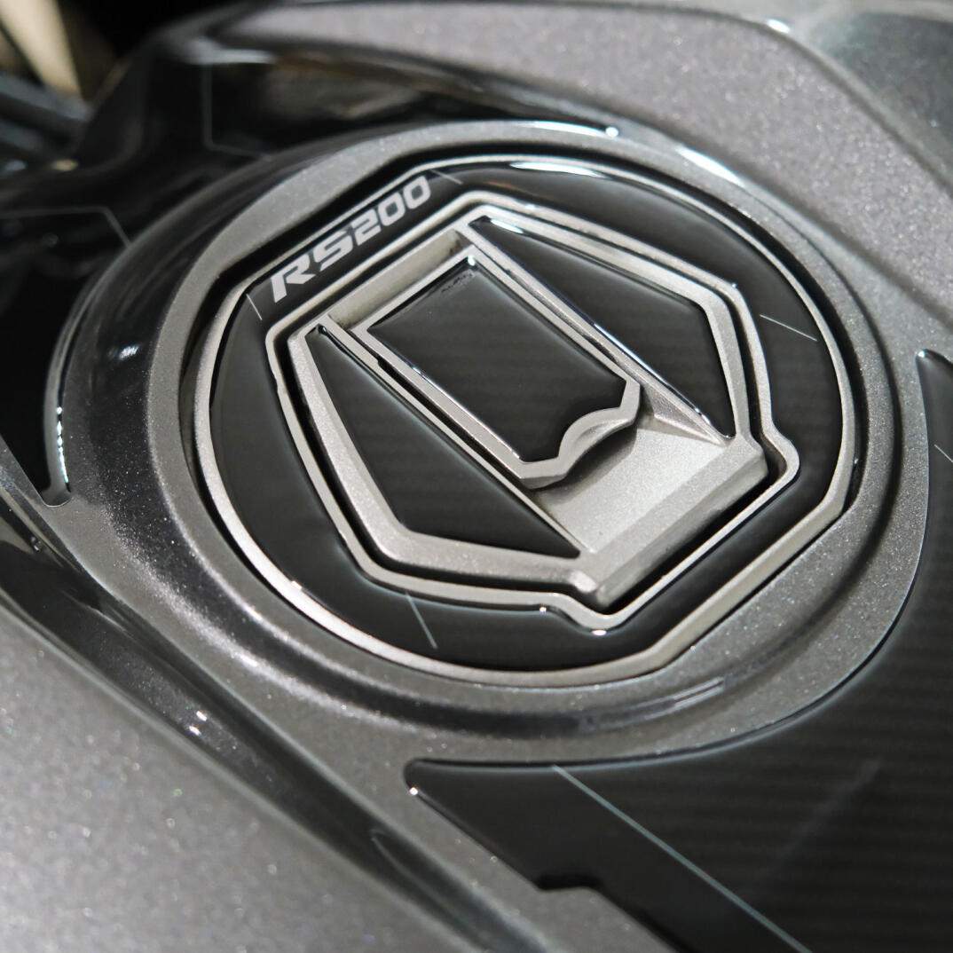 GP Kompozit Bajaj Pulsar RS 200 2015-2024 Uyumlu Tank Pad Karbon - 4