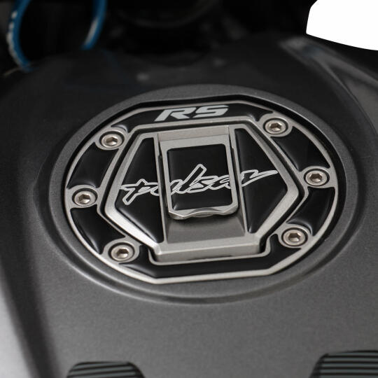 GP Kompozit Bajaj RS 200 2015-2020 Uyumlu Tank Pad Seti Siyah - 5