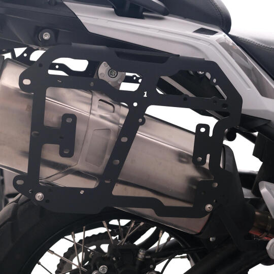 GP Kompozit Benelli TRK 502 / 502X 2018-2023 Uyumlu Yan Çanta Demiri Siyah (1)