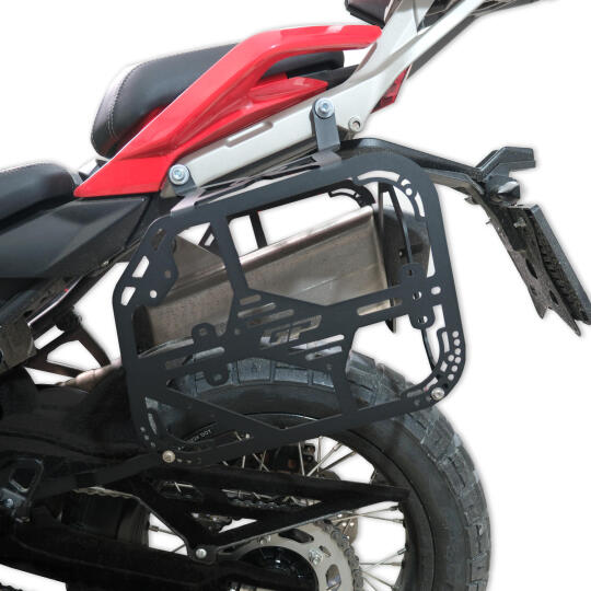 GP Kompozit Benelli TRK 702 X 2024 Uyumlu Yan Çanta Demiri Siyah (1)