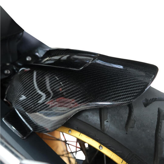 GP Kompozit BMW F 900 GS 2024-2026 Uyumlu Arka Çamurluk Karbon Fiber (1)