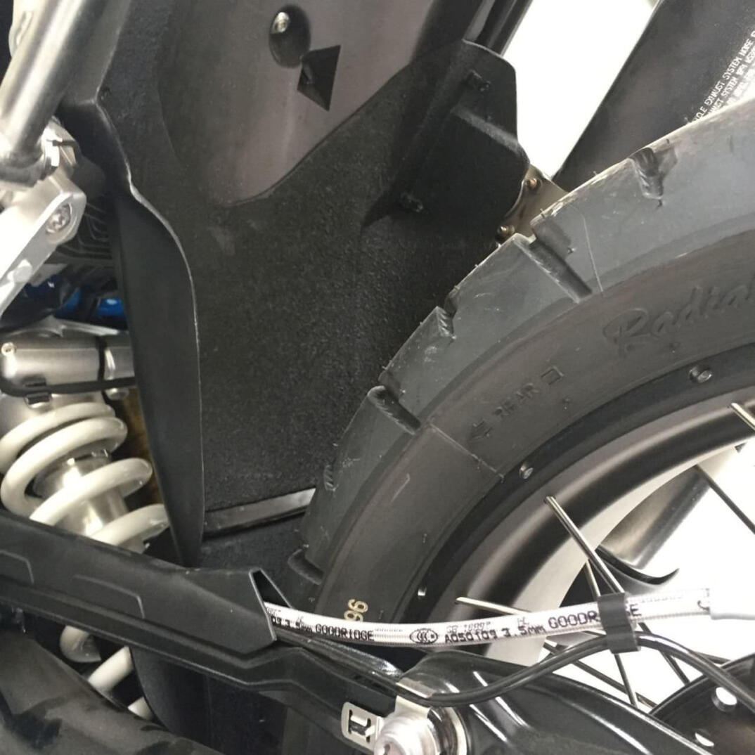 GP Kompozit BMW R 1200 GS / R 1250 GS ADV 2013-2024 Uyumlu Mudguard Siyah - 8