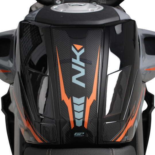 GP Kompozit CF Moto 250 NK 2023-2026 Uyumlu Tank Pad Seti Turuncu (1)