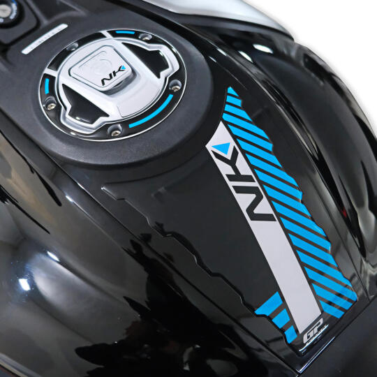 GP Kompozit CF Moto 450 NK 2024-2026 Uyumlu Tank Pad Mavi (1)