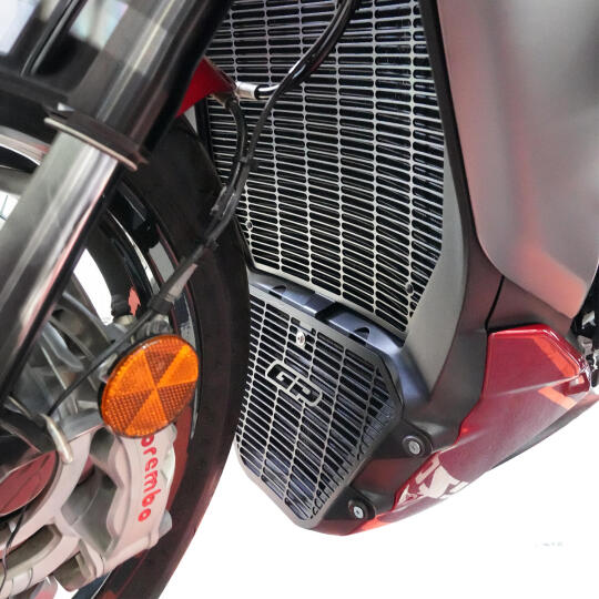 GP Kompozit Ducati Diavel V4 2023-2026 Uyumlu Radyatör Koruma Siyah (1)