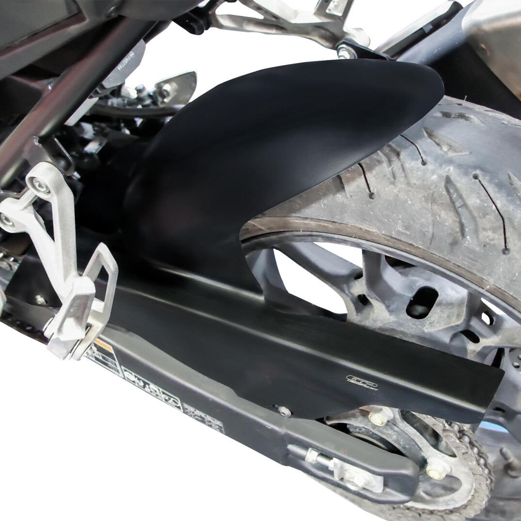 GP Kompozit Honda CB750 Hornet 2023-2026 Uyumlu Zincir Korumalı Arka Çamurluk Siyah - 2