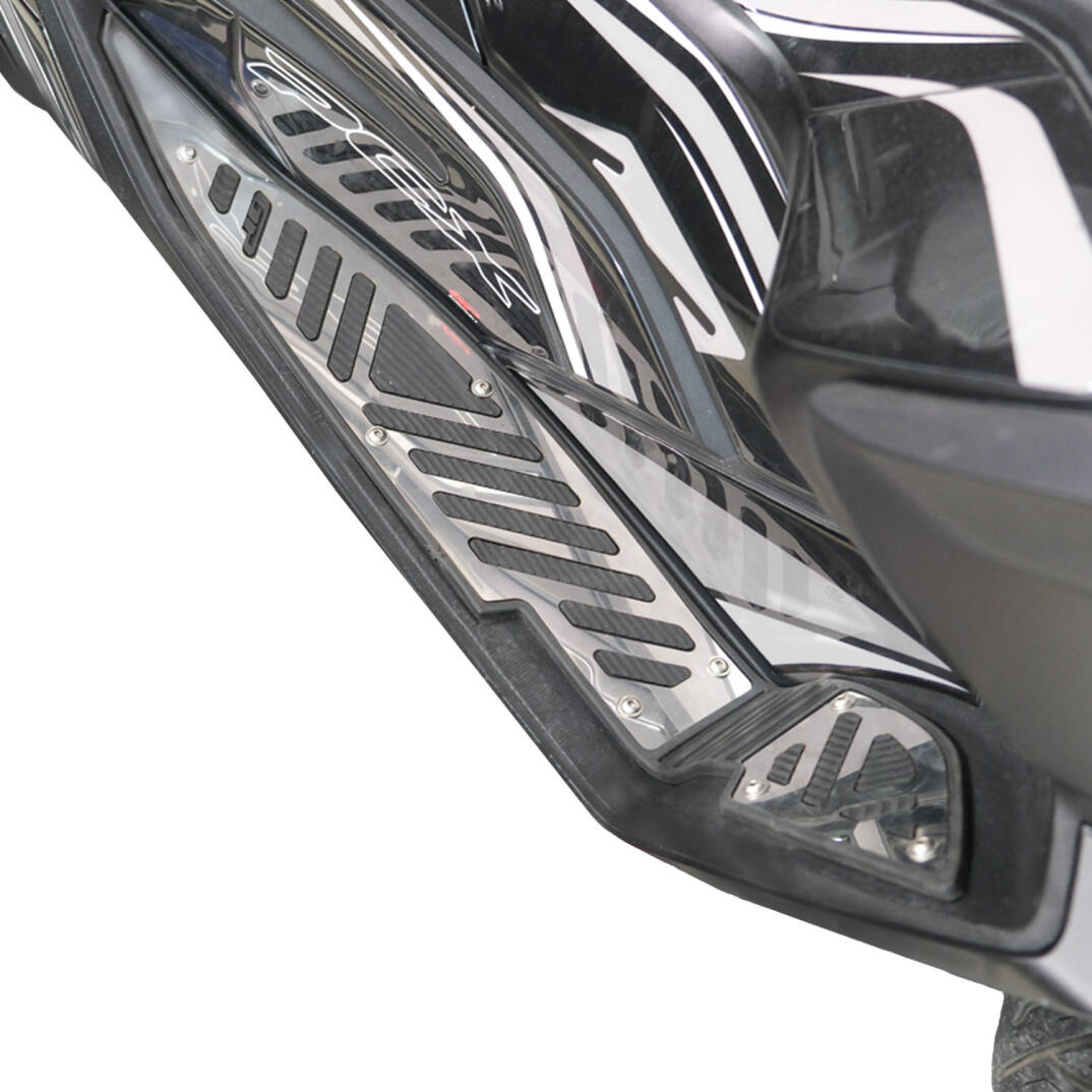 GP Kompozit Honda PCX 125 / 150 2021-2024 Uyumlu Kauçuk Detaylı Krom Basamak Siyah-Krom - 5