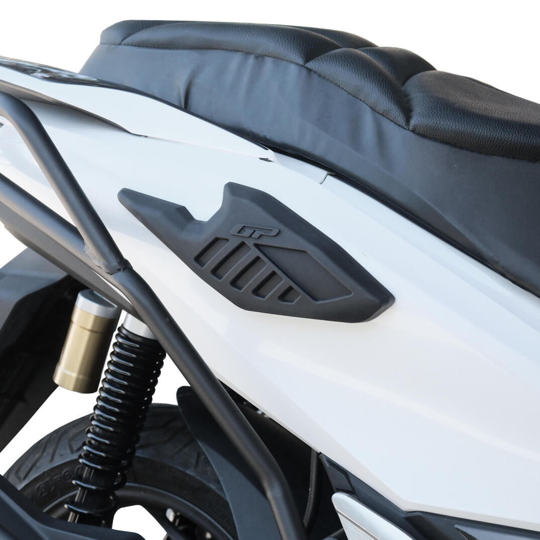 GP Kompozit Honda PCX 125 / 150 2025-2026 Uyumlu Sele Altı Grenaj Koruma Siyah - 3