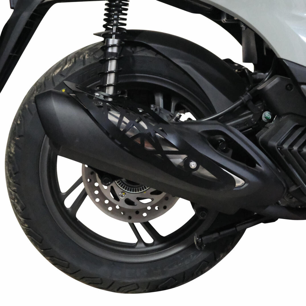 GP Kompozit Honda SH 125 2024-2025 Uyumlu Egzoz Koruma Kapağı Siyah - 2