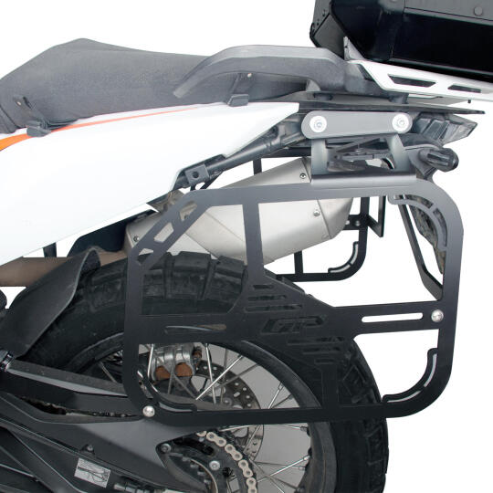 GP Kompozit KTM 790 / 890 ADV 2021-2024 Uyumlu Yan Çanta Demiri Siyah (1)