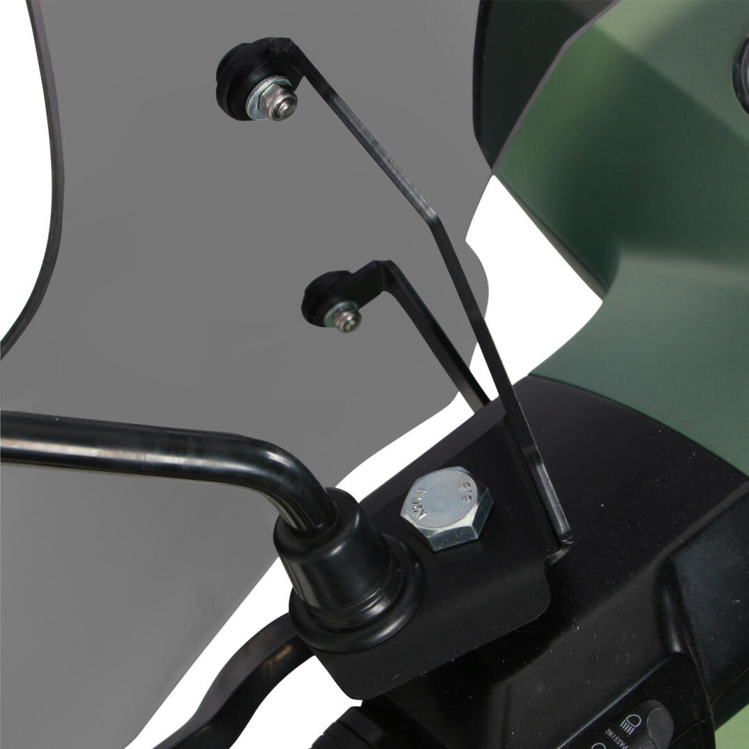 GP Kompozit Lambretta V125 / V200 2021-2023 Uyumlu Ön Cam Füme - 4