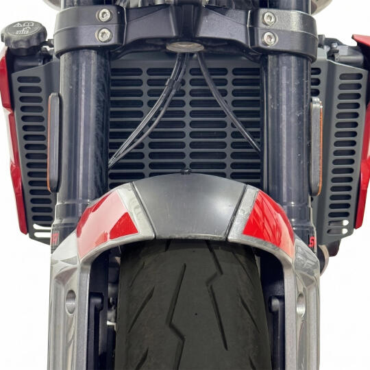 GP Kompozit RDY01 Triumph Trident 660 2021-2025 Uyumlu Radyatör Koruma Siyah (1)