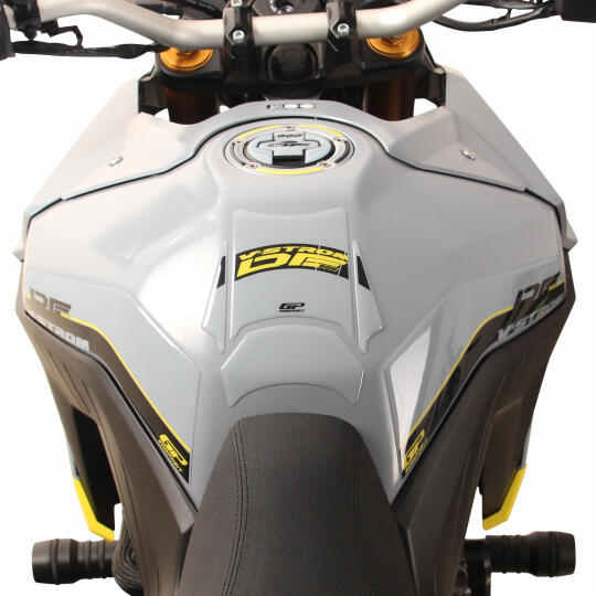 GP Kompozit Suzuki V-Strom 800 DE 2023-2024 Uyumlu Tank Pad Seti Sarı (1)
