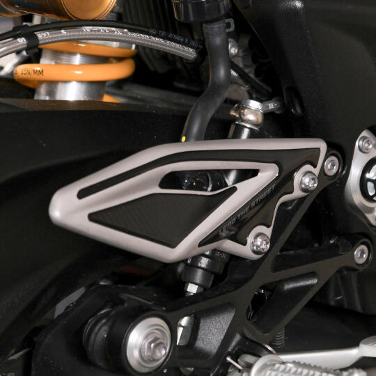 GP Kompozit Triumph Street Triple 765 RS 2023-2024 Uyumlu Tank Pad Seti Siyah-Karbon - 6