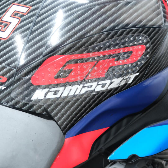 GP Kompozit Universal Kaydırmaz Pad Şeffaf (1)