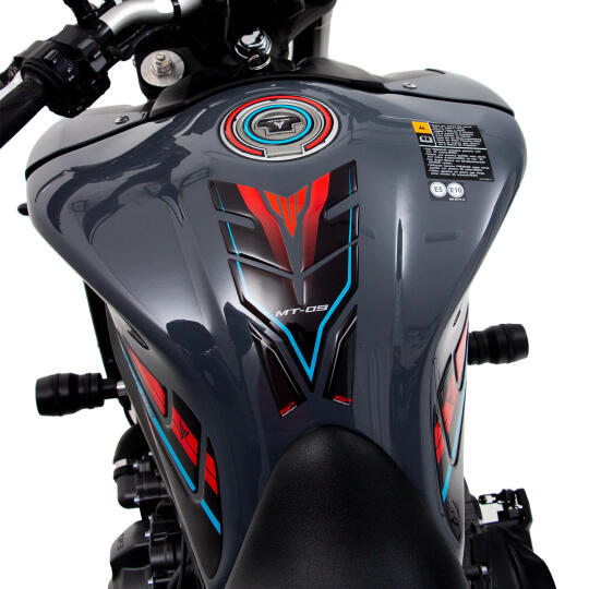 GP Kompozit Yamaha MT-09 2021-2023 Uyumlu Tank Pad Seti Kırmızı-Gri (1)