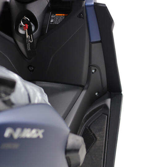 GP Kompozit Yamaha NMAX 125 / 155 2015-2020 Uyumlu Bacak Koruma Siyah - 3