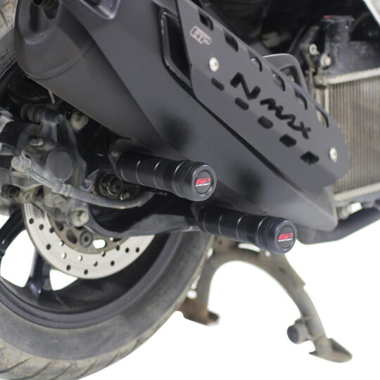 GP Kompozit Yamaha NMAX 125 / 155 2015-2026 Uyumlu Egzoz Koruma Takozu Siyah (1)