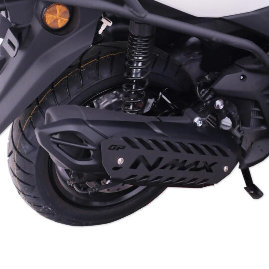 GP Kompozit Yamaha NMAX 125 / 155 2021-2026 Uyumlu Egzoz Koruma Kapağı Siyah (1)