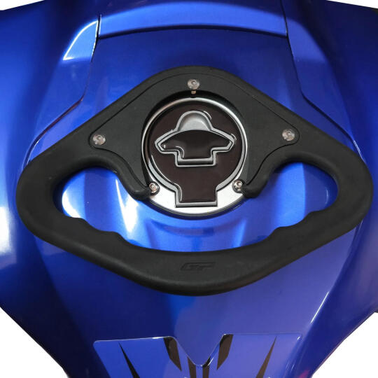 GP Kompozit Yamaha R25 2019-2024 Uyumlu Depo Üstü Artçı Tutamak Siyah (1)