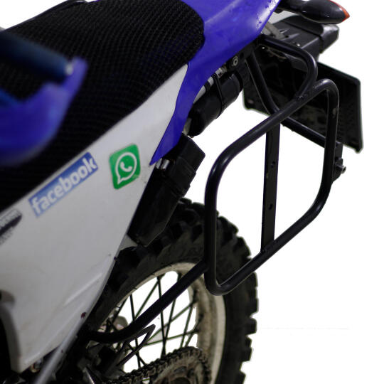 GP Kompozit Yamaha WR 250 R 2011-2016 Uyumlu Yan Çanta Demiri Siyah (1)