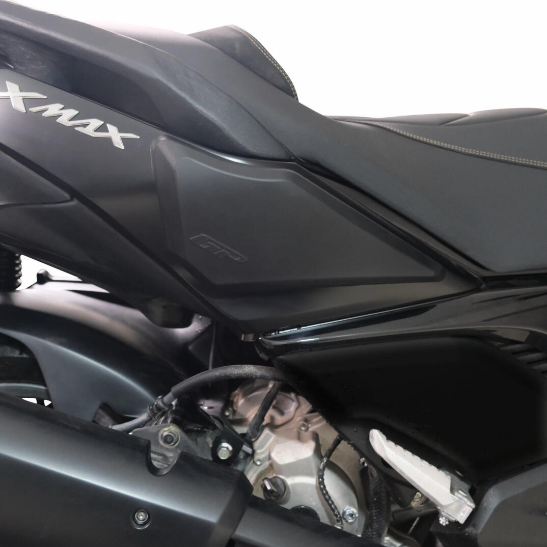 GP Kompozit Yamaha XMAX 250 / 300 2024-2026 Uyumlu Sele Altı Grenaj Koruma Siyah - 3