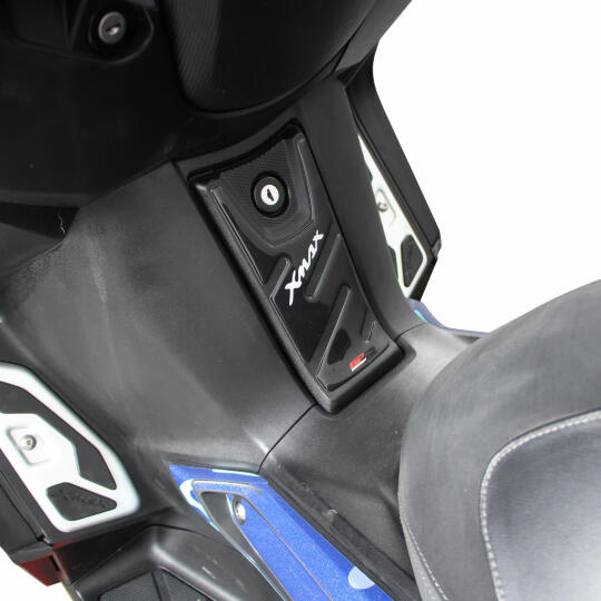 GP Kompozit Yamaha XMAX 250 / 400 2011-2017 Uyumlu Tank Pad Siyah - 3