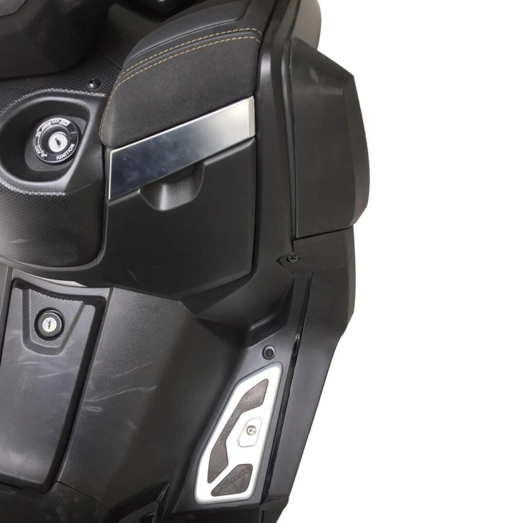 GP Kompozit Yamaha XMAX 250 / 400 2014-2017 Uyumlu Bacak Koruma Siyah - 6