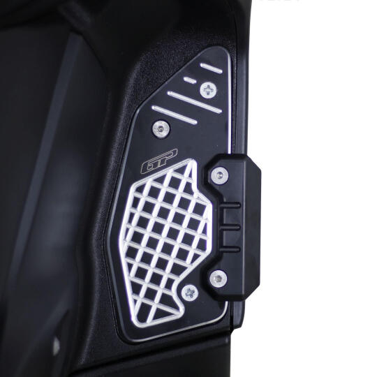 GP Kompozit Yamaha XMAX 250-400 2018-2022 Uyumlu Basamak Alüminyum Gri (1)