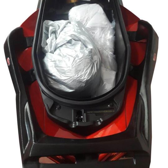 GP Kompozit Yamaha XMAX 250-400 2018-2026 Uyumlu Arka Çanta Demiri Siyah - 5